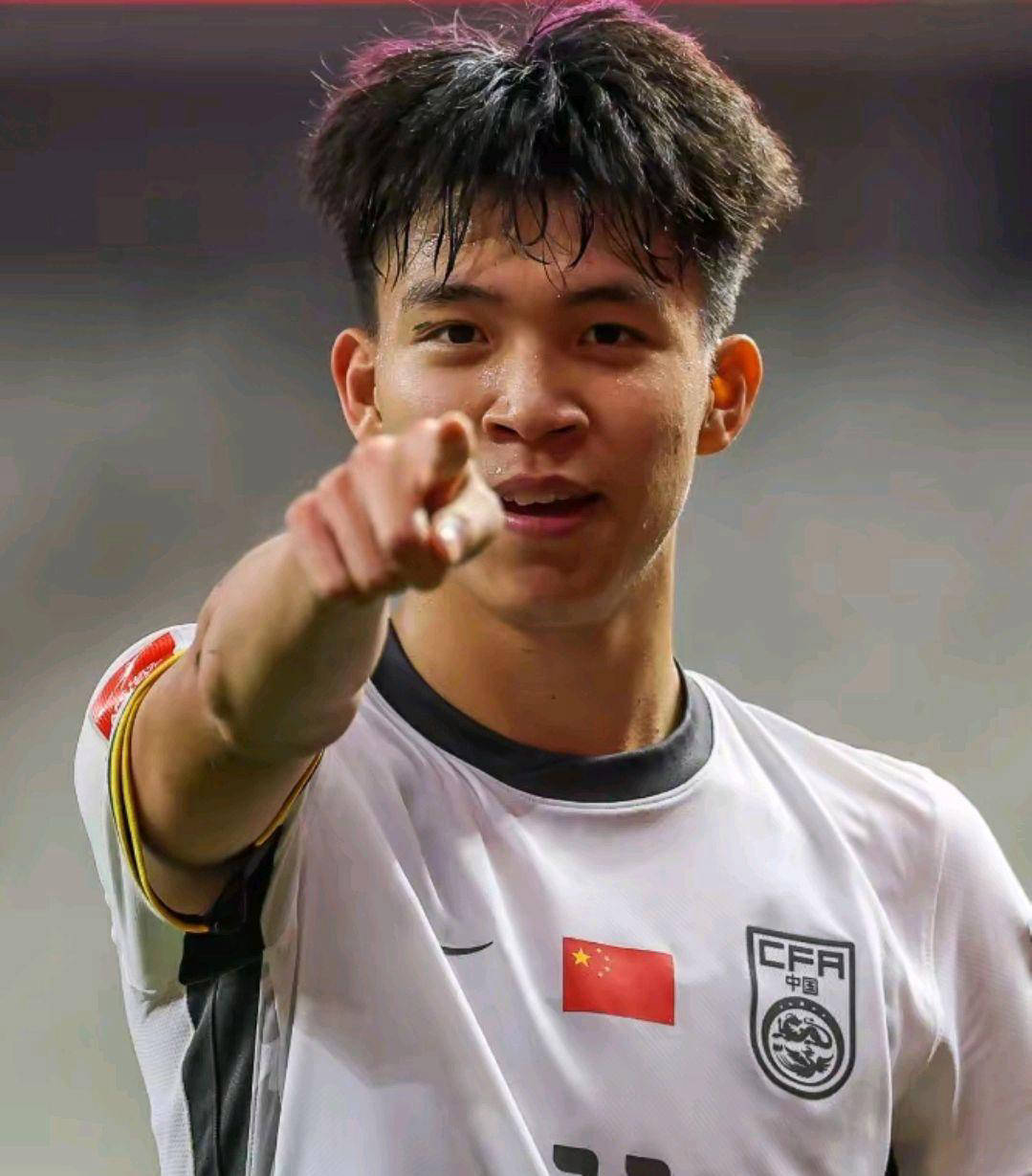 开云体育中国-卢旺达篮球队队员展现团队合作，成功晋级的简单介绍