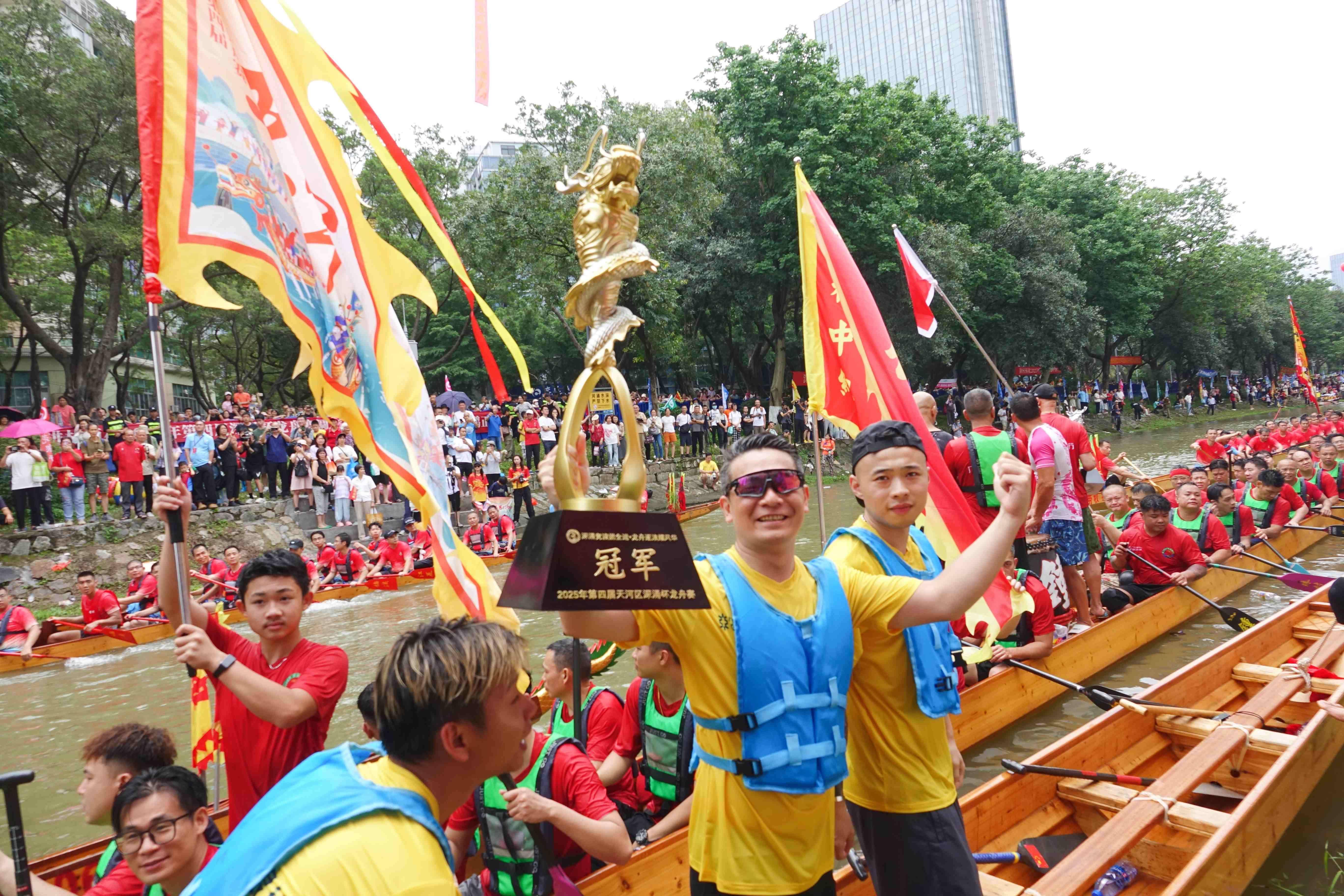 惊险战役:两支队伍将在场上进行一场惊心动魄的较量的简单介绍 惊险战役:两支队伍将在场上进行一场惊心动魄的较量的简单介绍