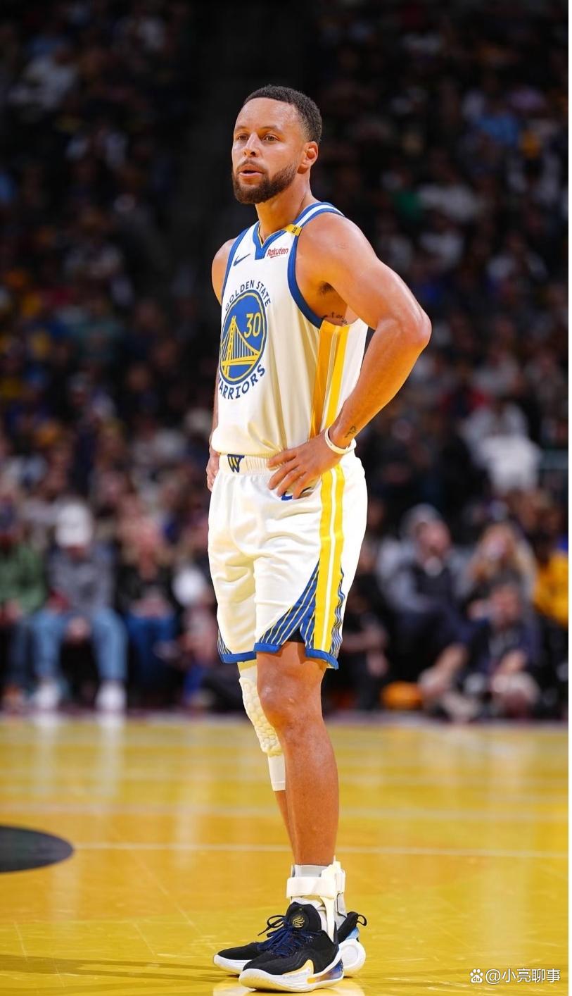 包含世界杯焦点战：德布劳内vs库里，险胜引发技术统计的词条