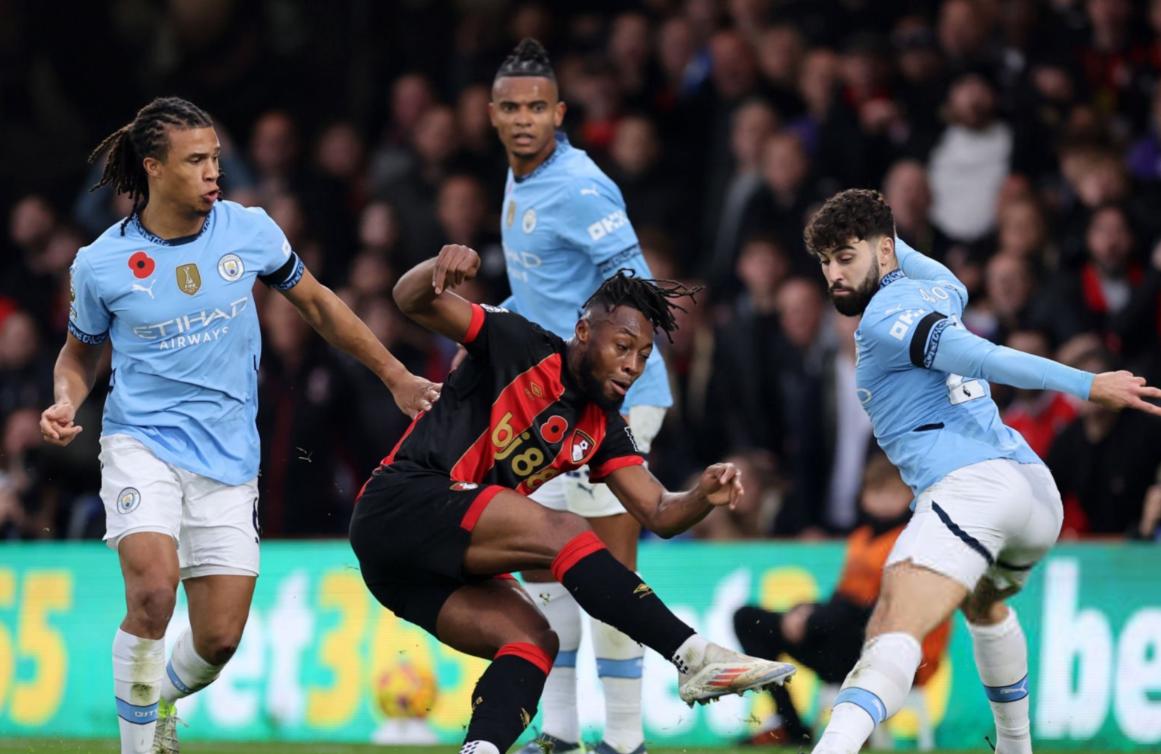 开云体育在线-关于曼城客场遭遇挑战，多点失败阖家欢乐的信息