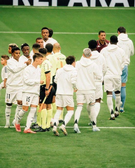 关于皇家社会缺席关键球员,团队阵容大调整的信息 关于皇家社会缺席关键球员,团队阵容大调整的信息