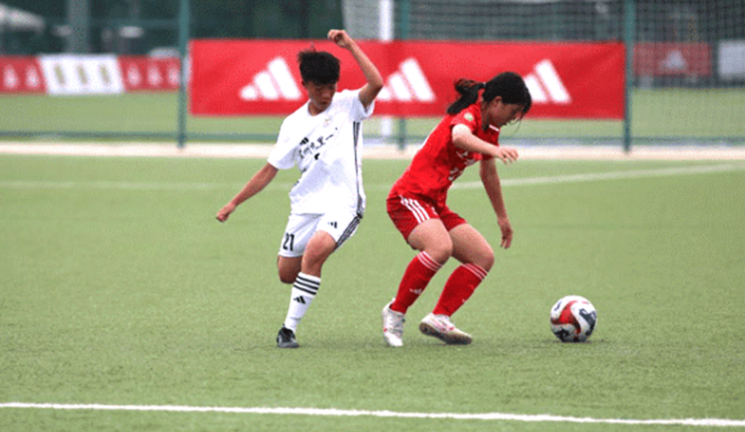 开云体育中国-重返竞技场：女足运动员的梦想舞台