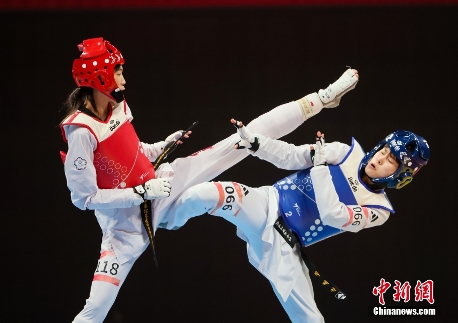 亚运会男女子团体跆拳道进入淘汰赛阶段，中国选手再夺金银两项。的简单介绍