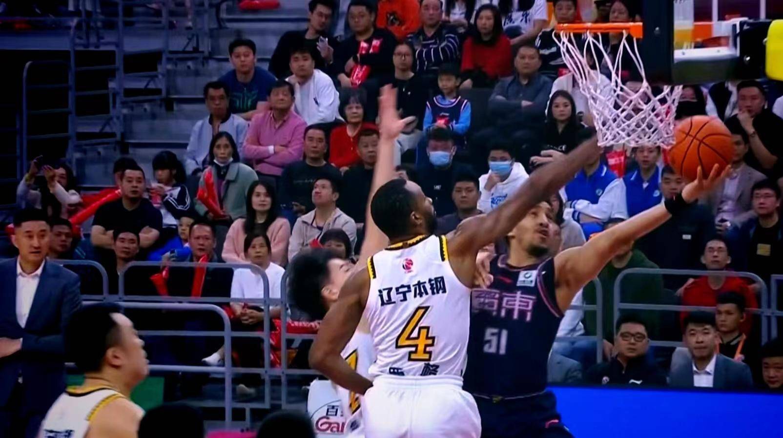 广东宏远队主场不敌浙江稠州银行队 广东宏远队主场不敌浙江稠州银行队