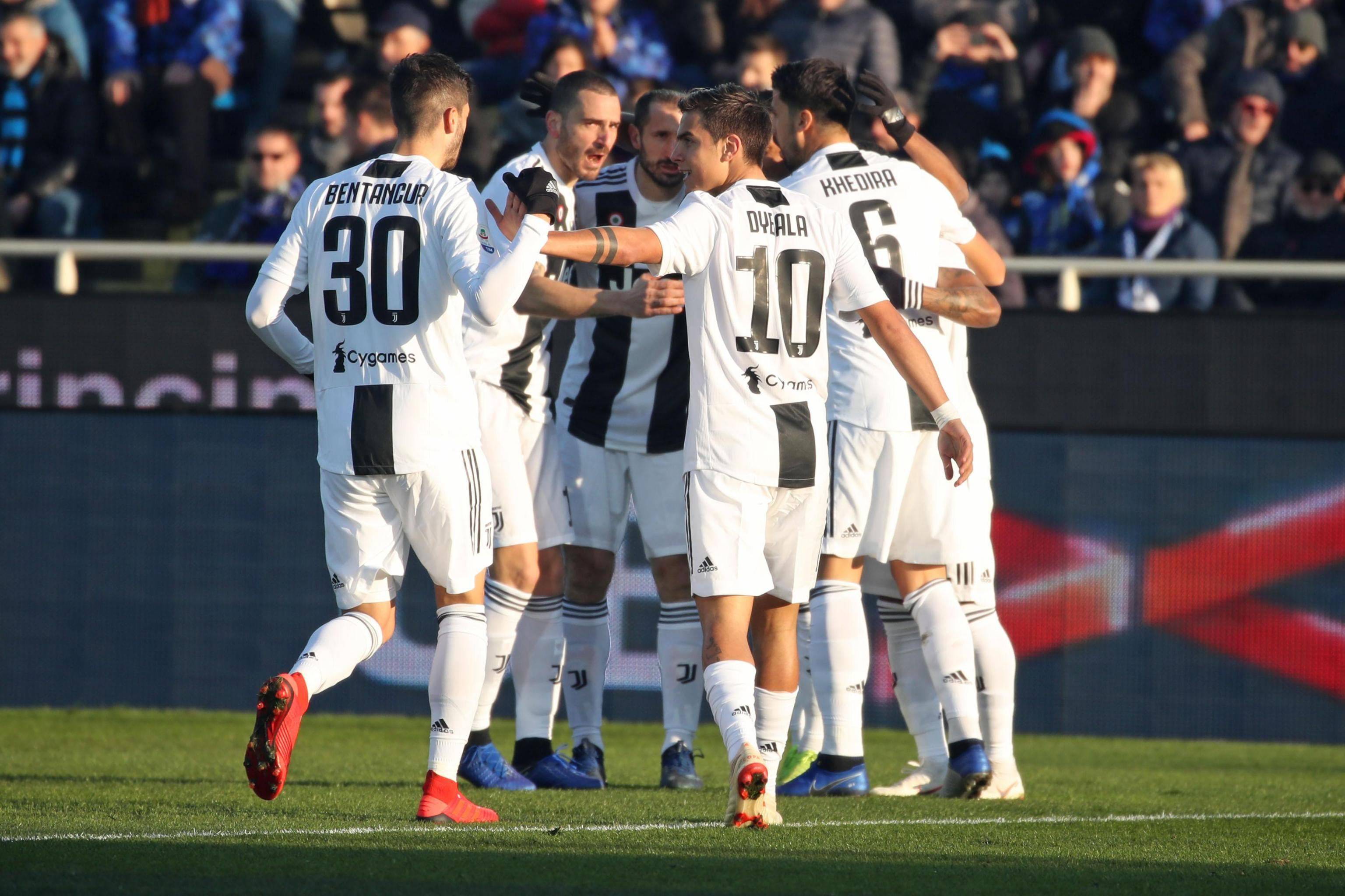 尤文图斯主场大胜拜仁,紧追擦肩 尤文图斯主场大胜拜仁,紧追擦肩