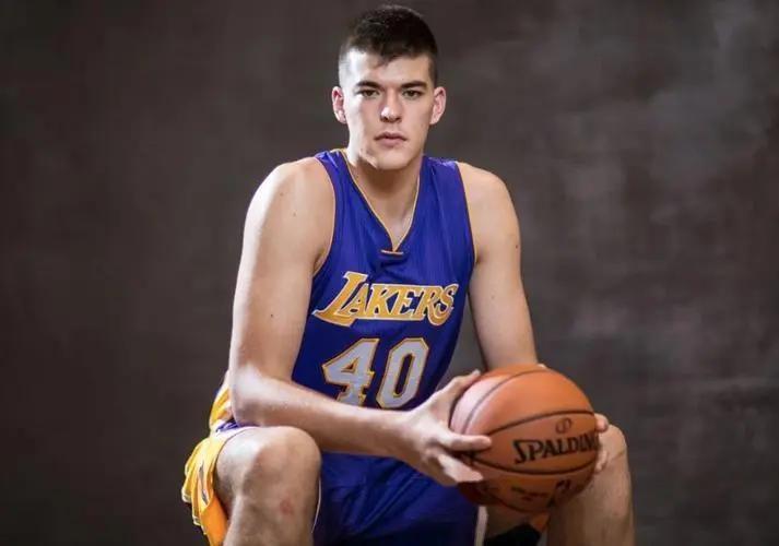 菲律宾男篮力克德国男篮,字母哥惊艳世界的简单介绍 菲律宾男篮力克德国男篮,字母哥惊艳世界的简单介绍