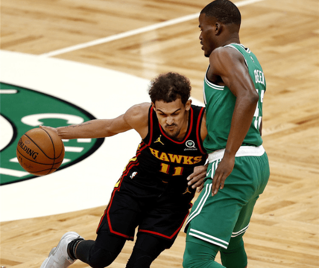 关于老鹰力克魔术,场均20+10后卫回勇的信息 关于老鹰力克魔术,场均20+10后卫回勇的信息