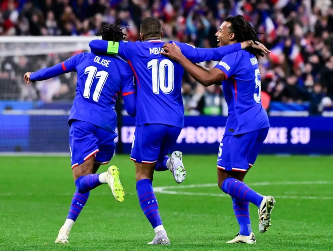 开云APP-法国队力克瑞典队，张本智和统治全场