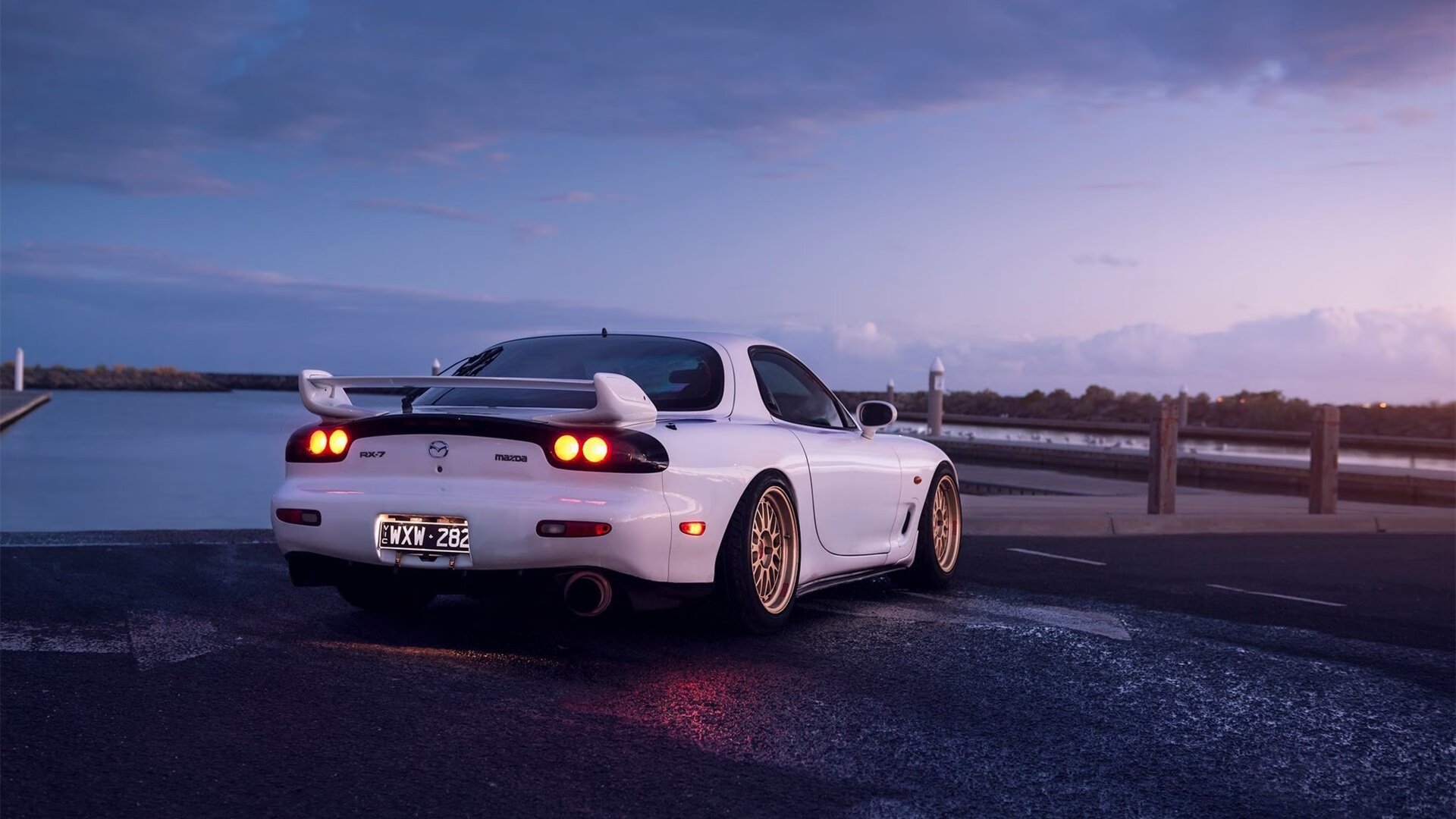 红黑军团与孤胆杀手，一段横跨时代的足球对话