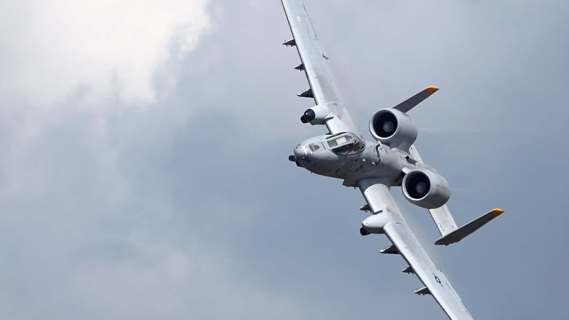 终场哨未响，没有真正的速胜—从东决鏖战与波兰轻取玻利维亚说起