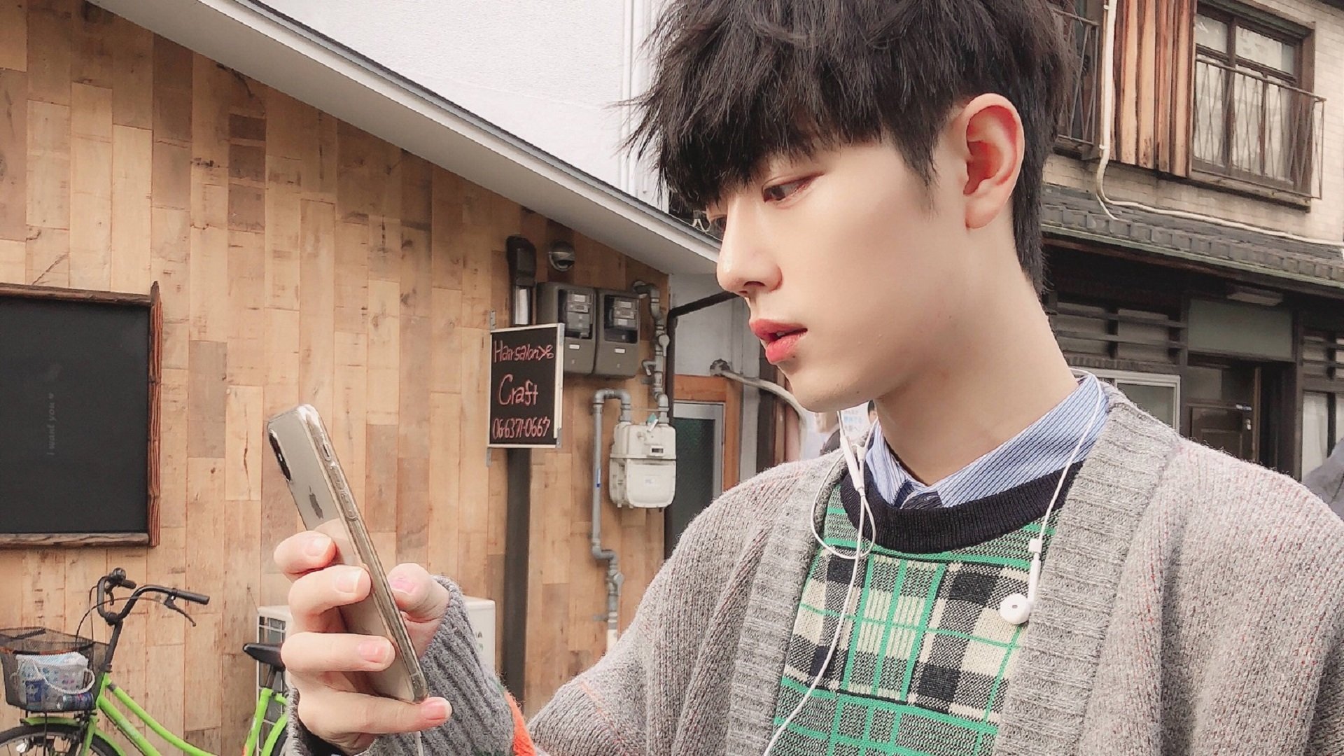 英格拉姆冠军级表现闪耀全场，湖人攻防一体稳稳拿下黄蜂