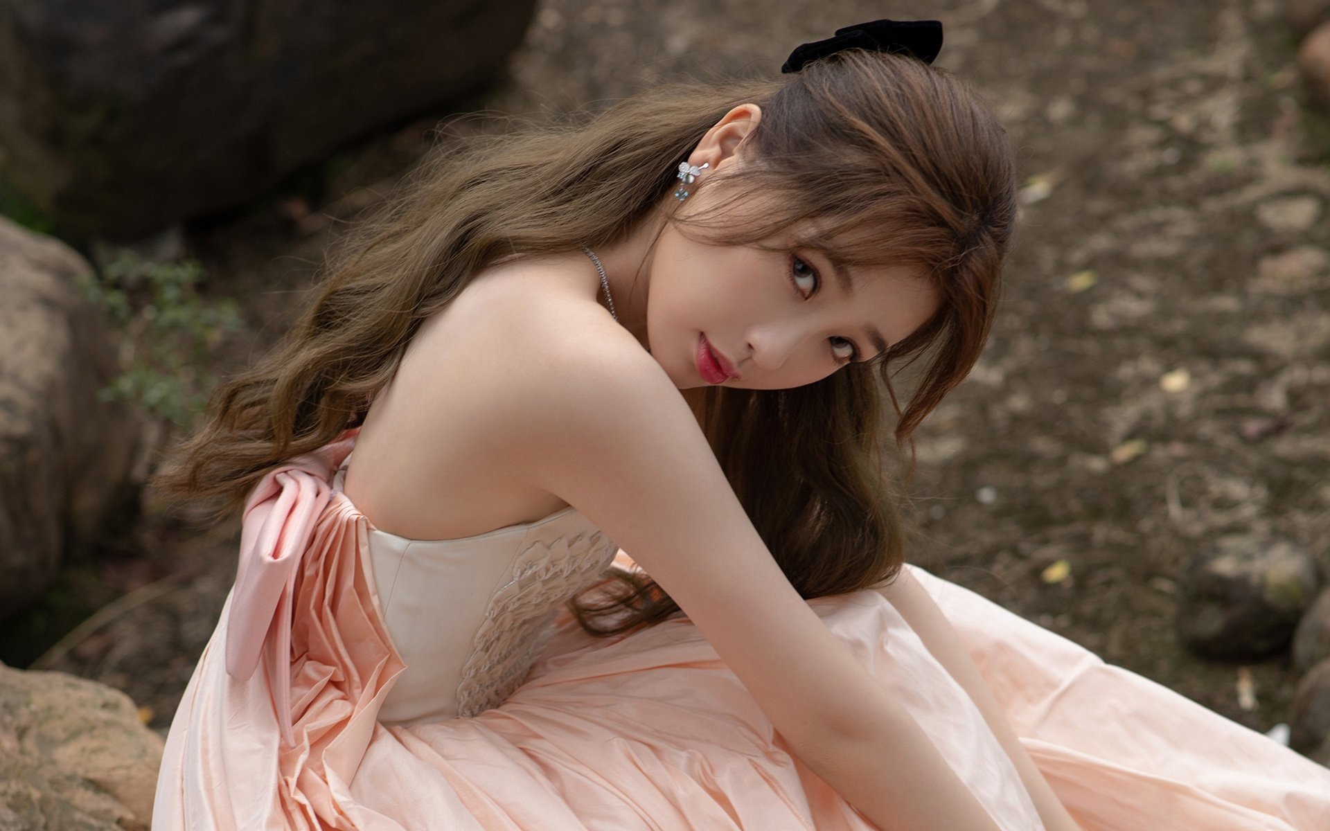 福克斯硬仗之王显神威，深圳队正面击溃篮网创奇迹